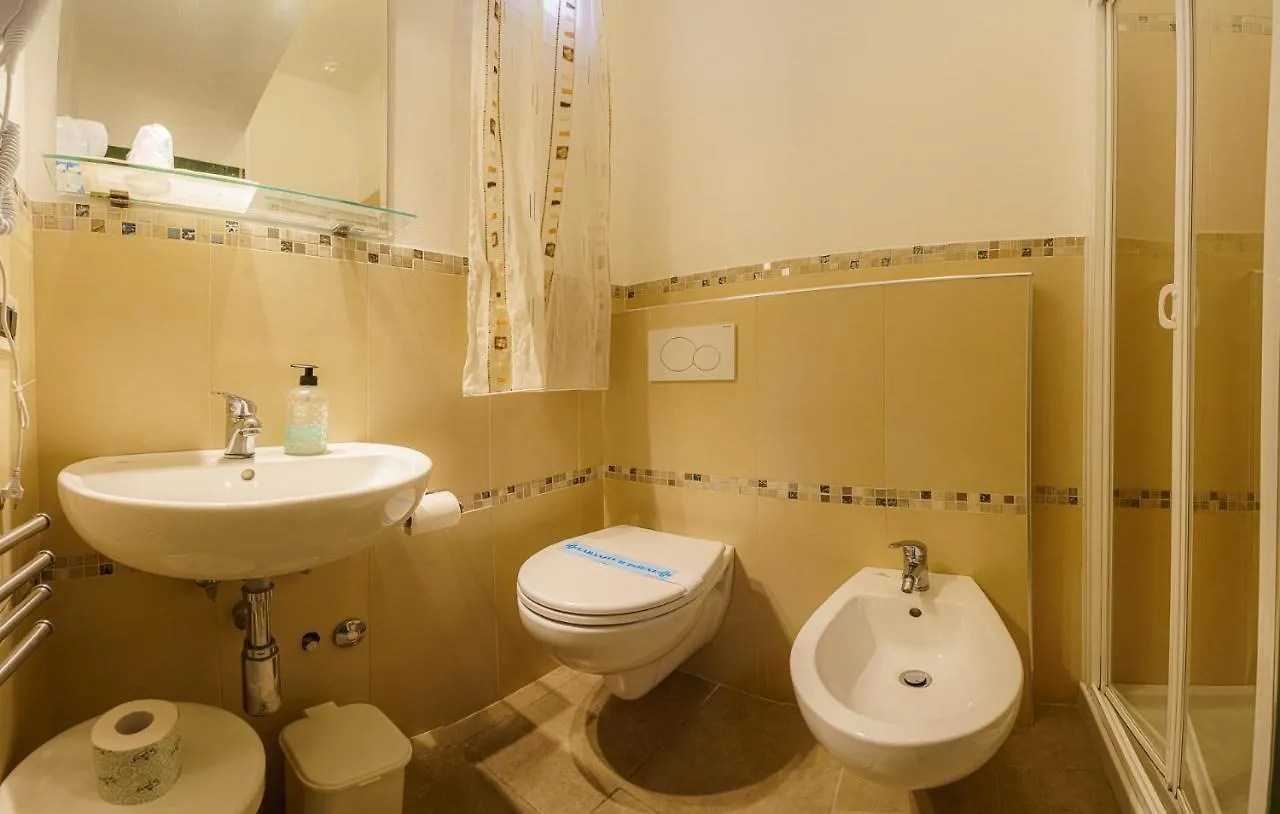 *** Hotel Albergo La Lampara Marina di Cecina Itália