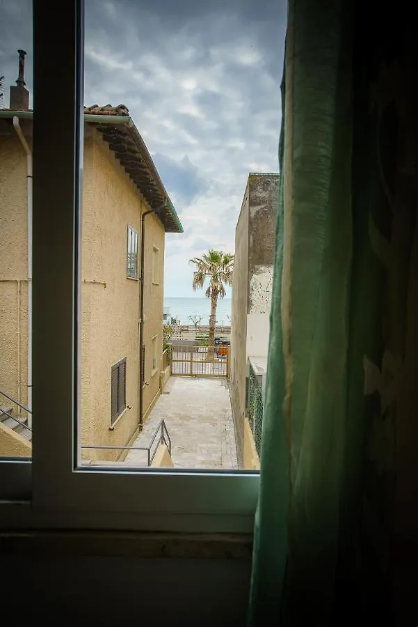 Albergo La Lampara Marina di Cecina 3*,  Italia