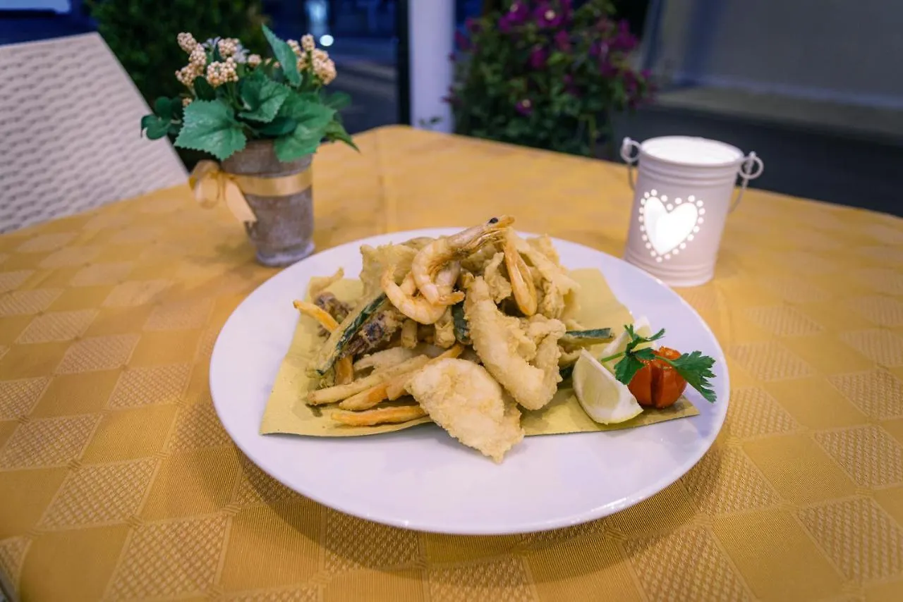 Albergo La Lampara Marina di Cecina 3*,