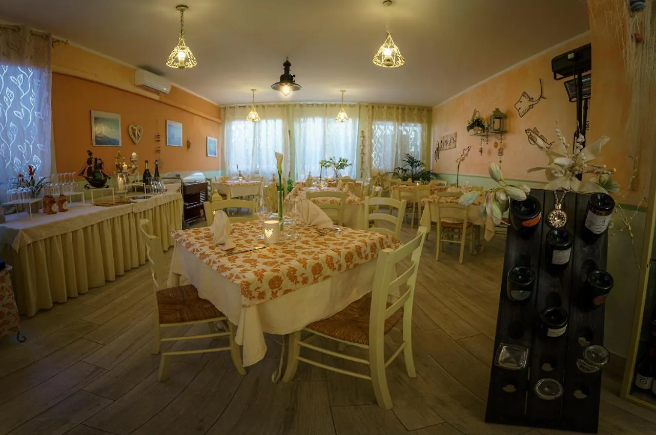 Albergo La Lampara Марина-ди-Чечина Италия