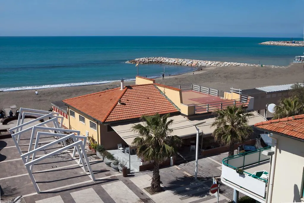 Albergo La Lampara Marina di Cecina 3*,  Italien